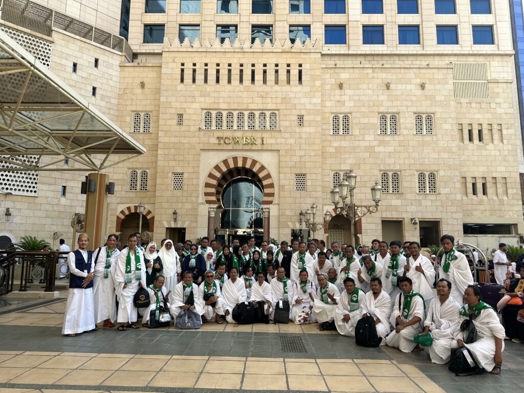 umroh private, umroh karyawan, umroh perusahaan, Perbedaan Haji Reguler dan Haji ONH Plus